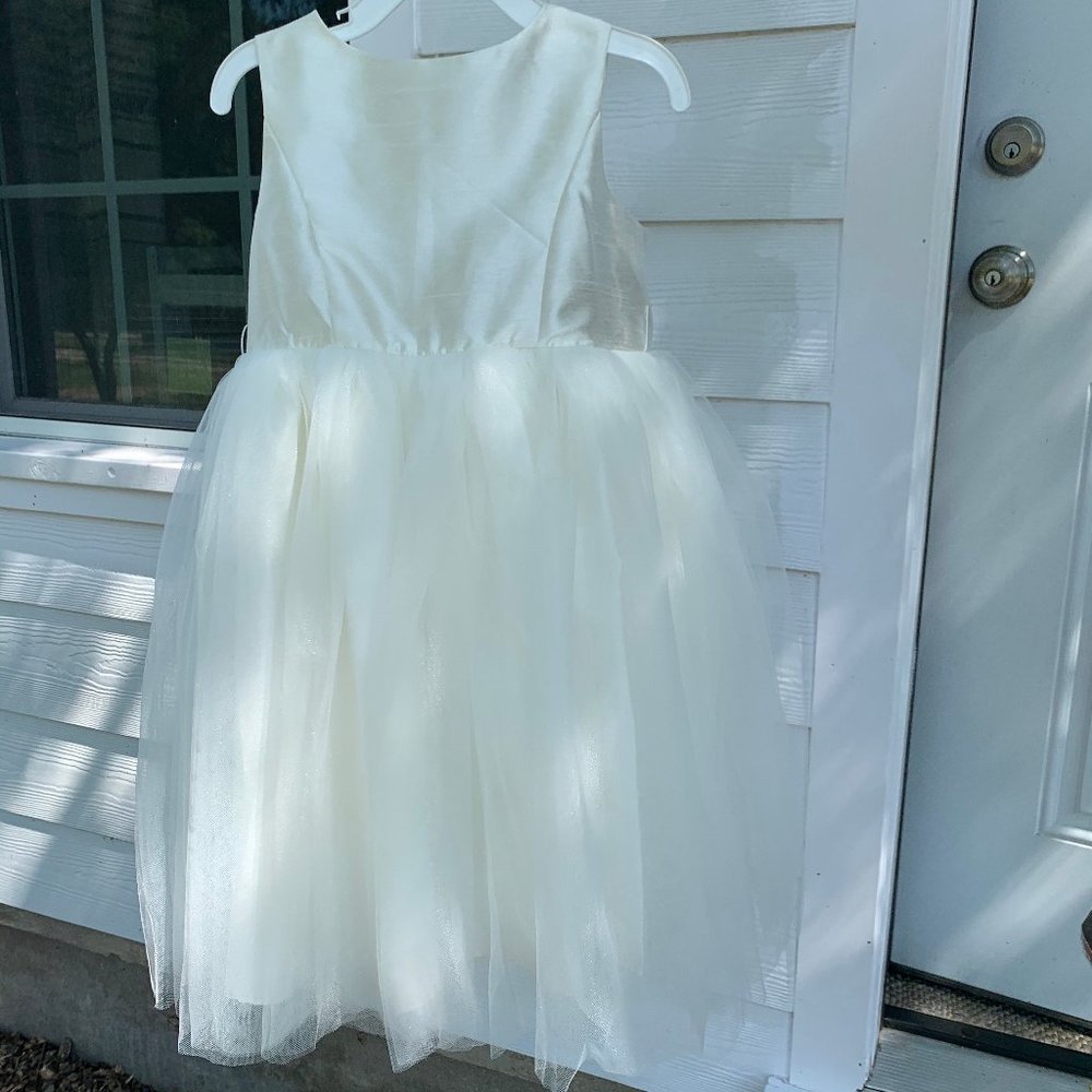 David's Bridal Flower Girl Dress w/ Tulle NWT Sz 4